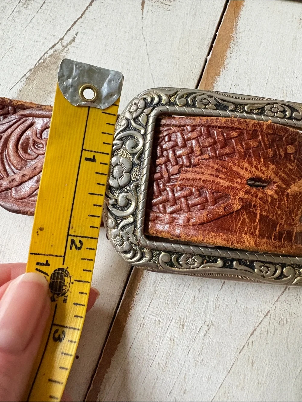 Vintage western top grain leather belt tooled made in Mexico silver buckle sz 44